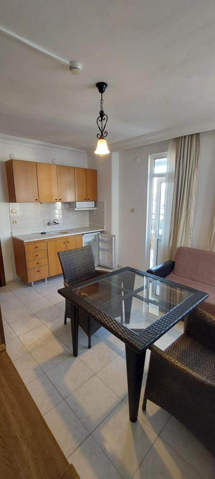 Kleopatra Carmen Aparthotel *