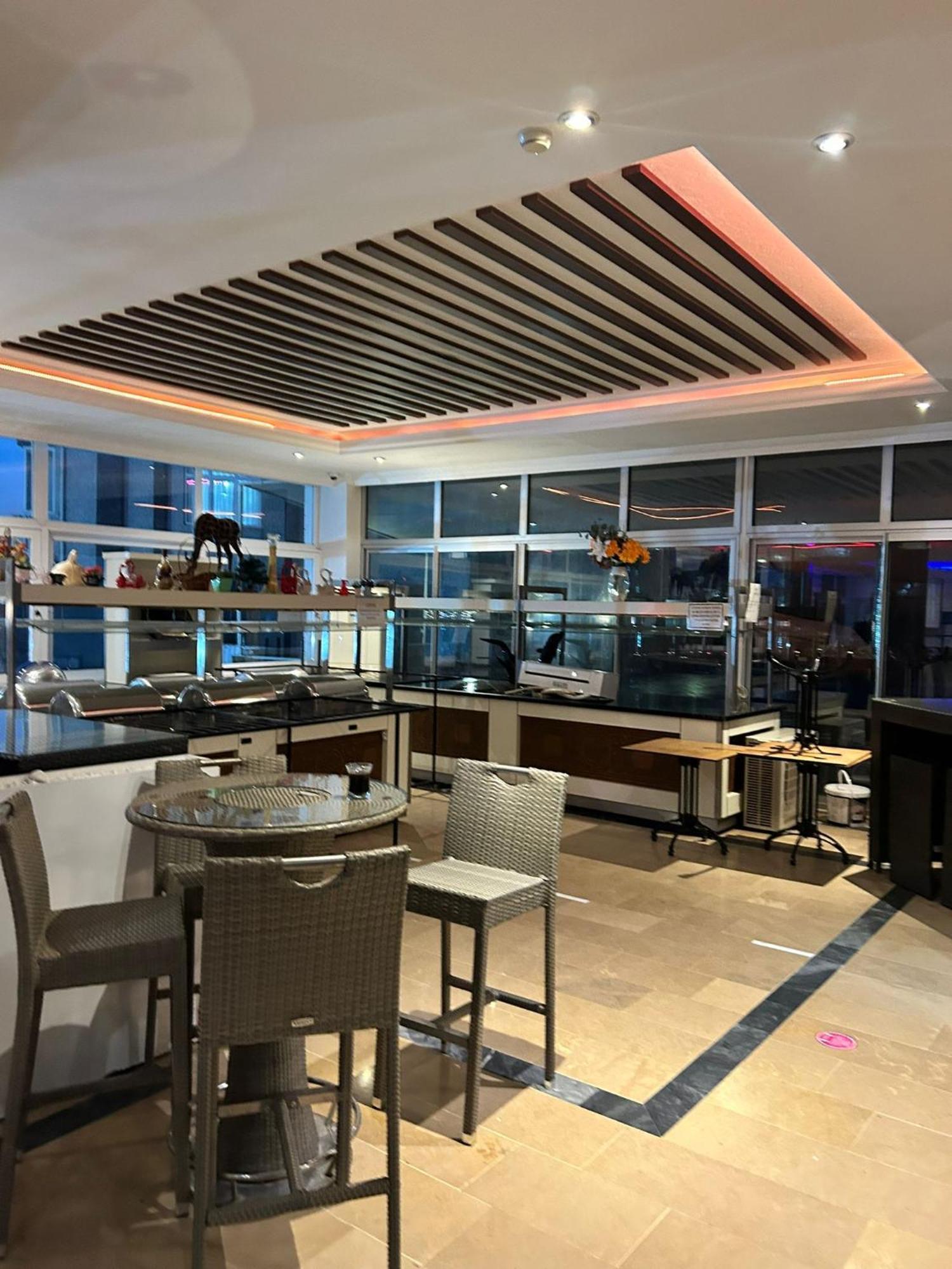 Kleopatra Carmen Aparthotel