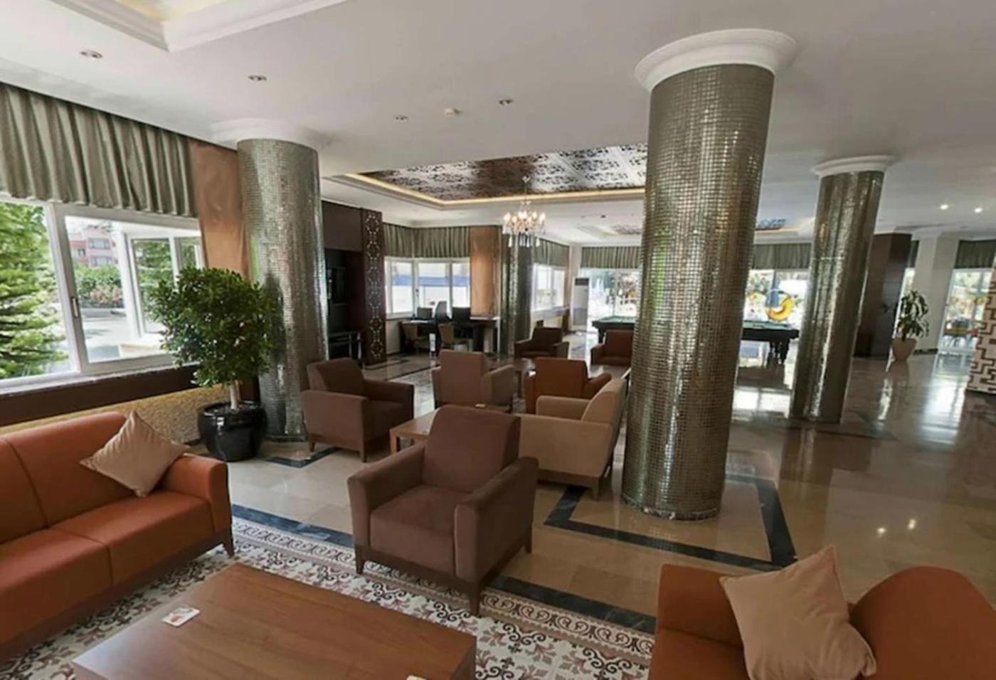 Kleopatra Carmen Aparthotel