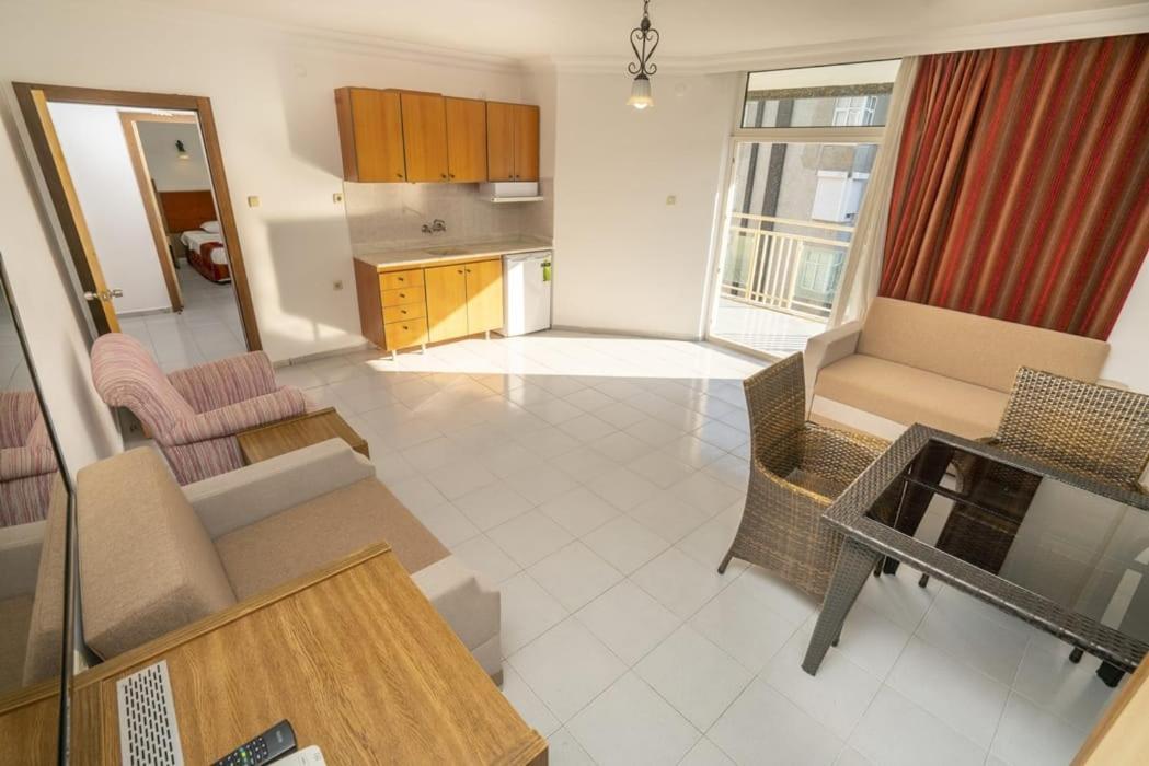 Kleopatra Carmen Alanya